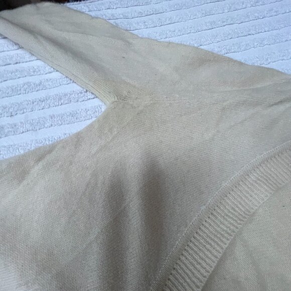 Luxe Arden B Womens Cashmere Knit Cardigan Sweater Size Medium Cream Lightweight - Picture 8 of 10